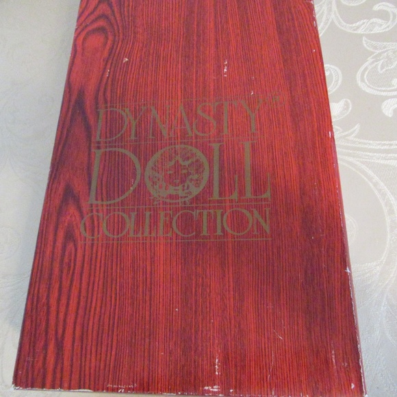 Dynasty Dolls "NICOLE" Porcelain Bisque doll - Picture 12 of 12